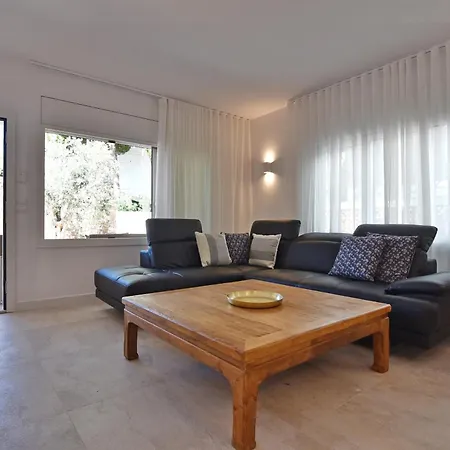 Holiday home Montgo L'Escala