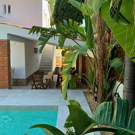 Holiday home Montgo L'Escala